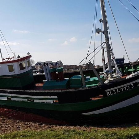 Gite Du Village Estréboeuf Eksteriør billede